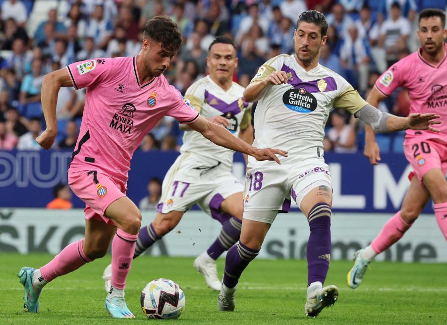 Soi kèo Espanyol vs Real Valladolid